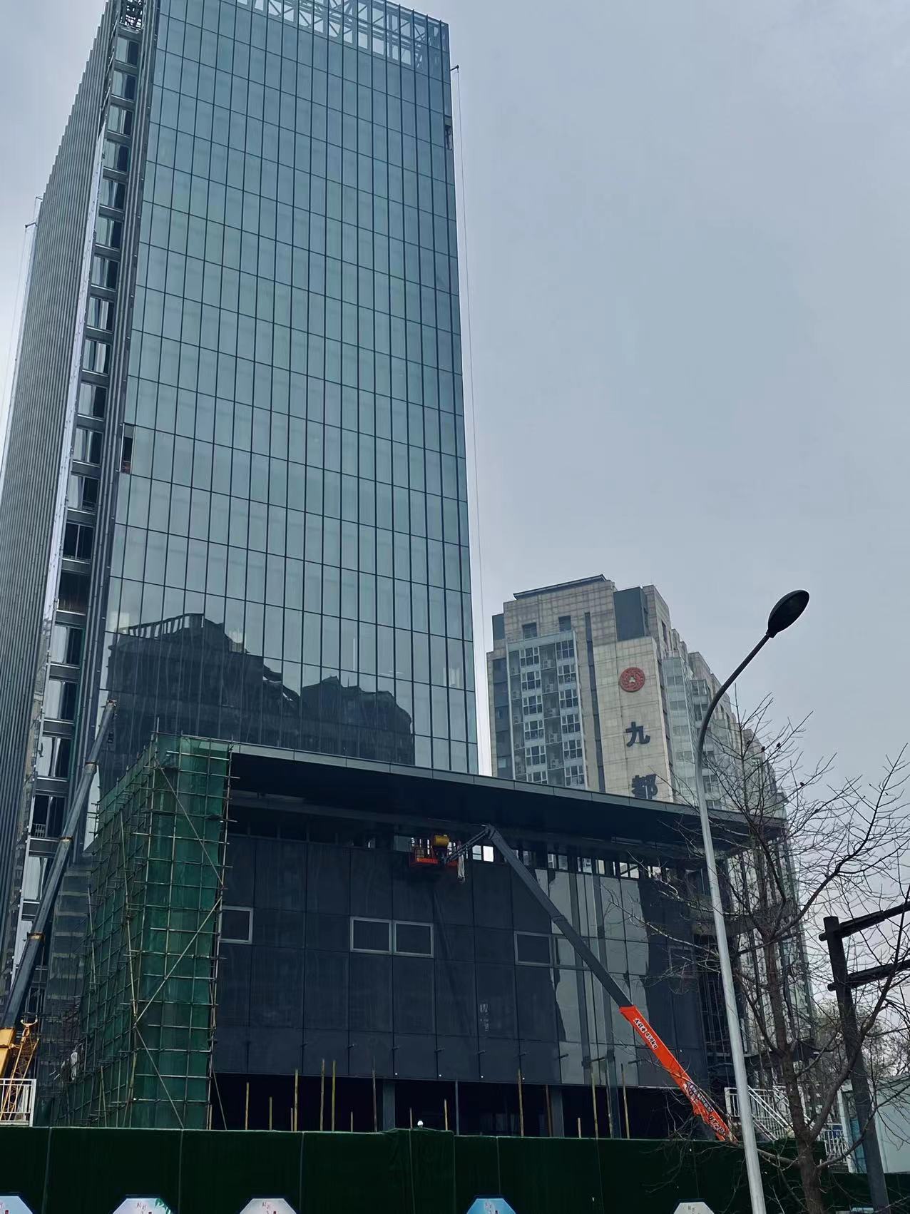 第三使馆区 新项目入市 燕莎商圈 霄云路33超甲级写字楼 800平米起租
