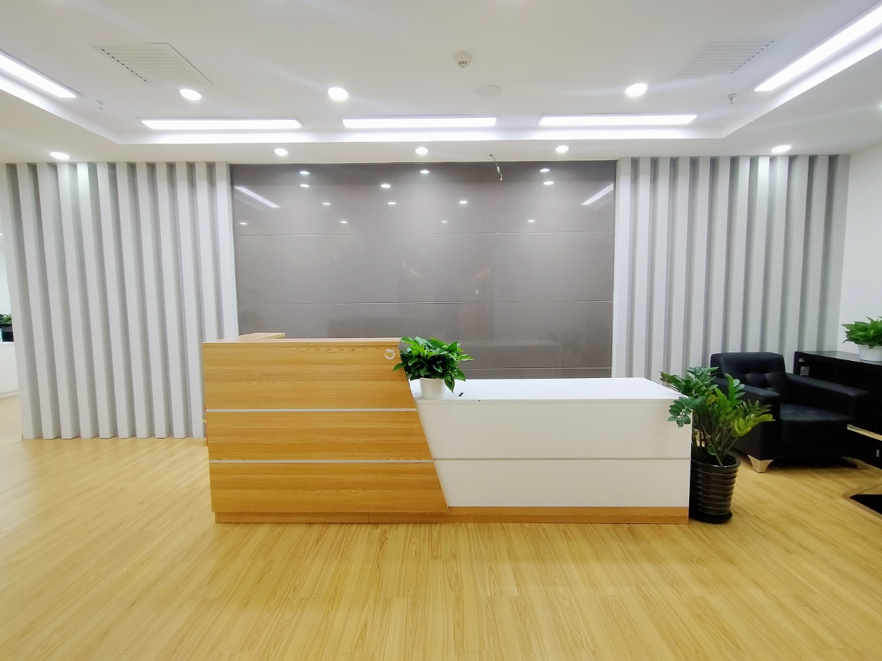 望京SOHO精装修带家具