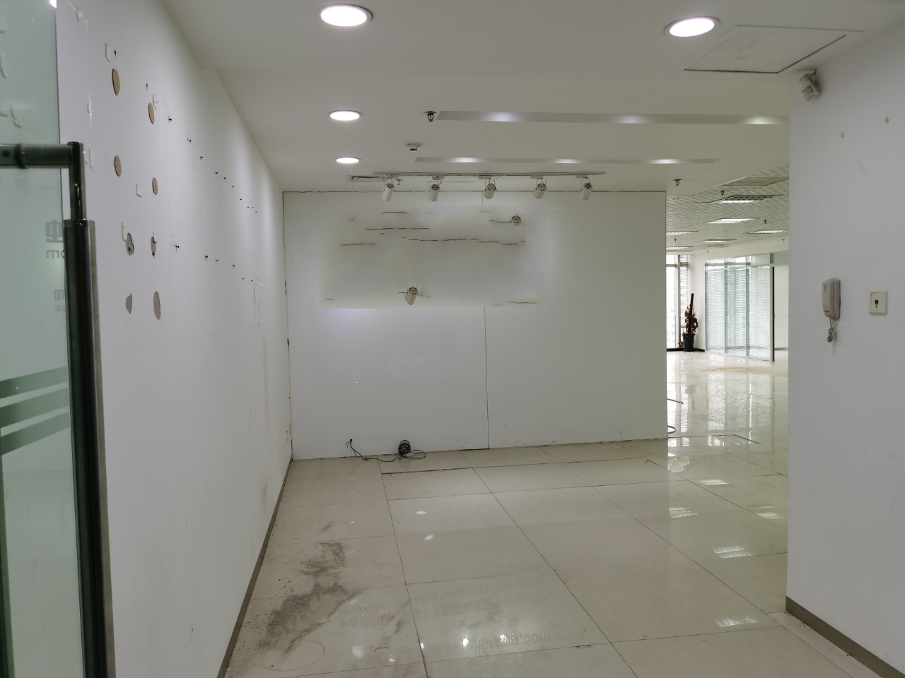 快速去除图片水印