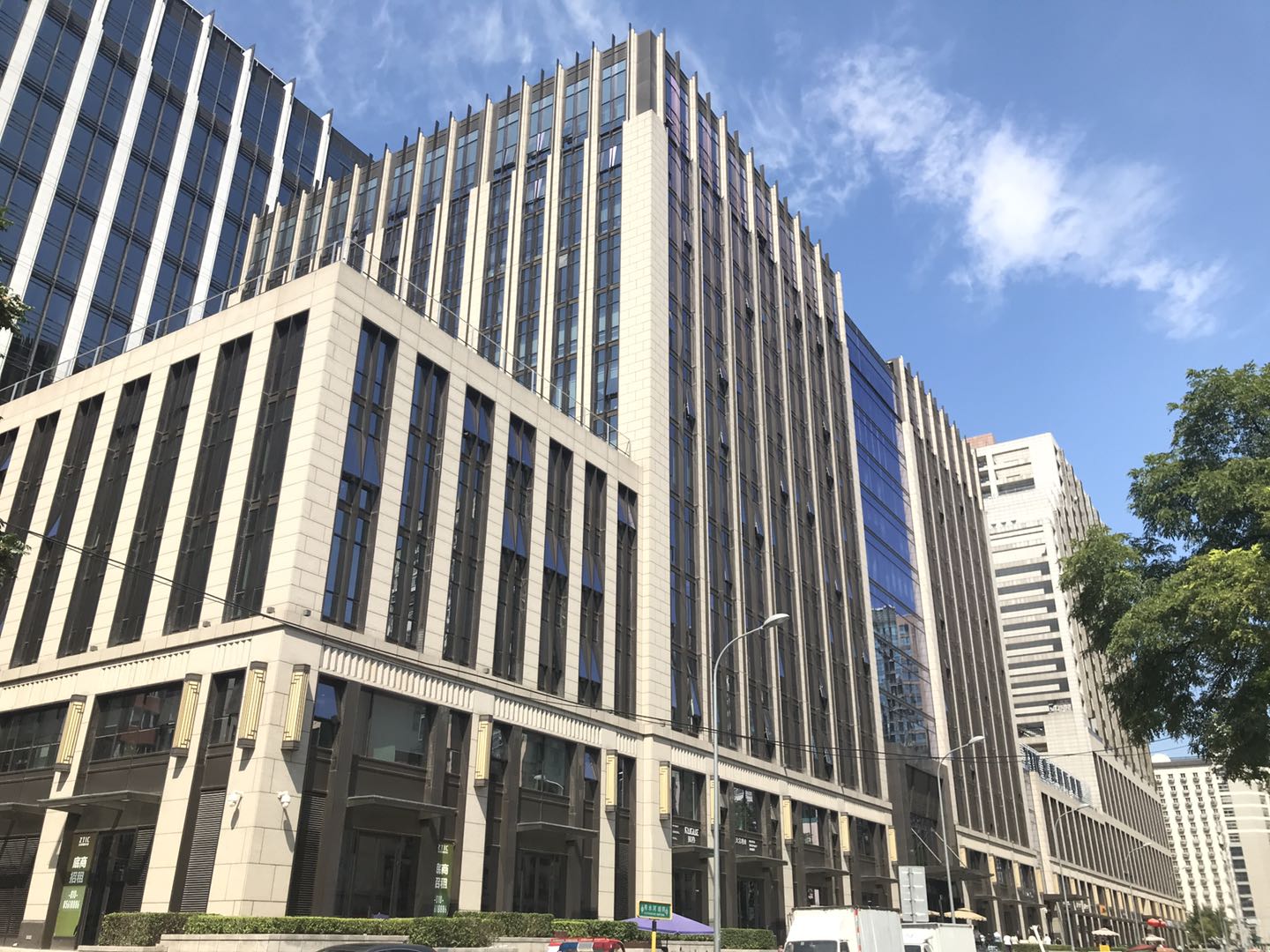 北京写字楼出租 甲方直租 5A甲级写字楼 兆泰国际中心381.57平 遗留装修
