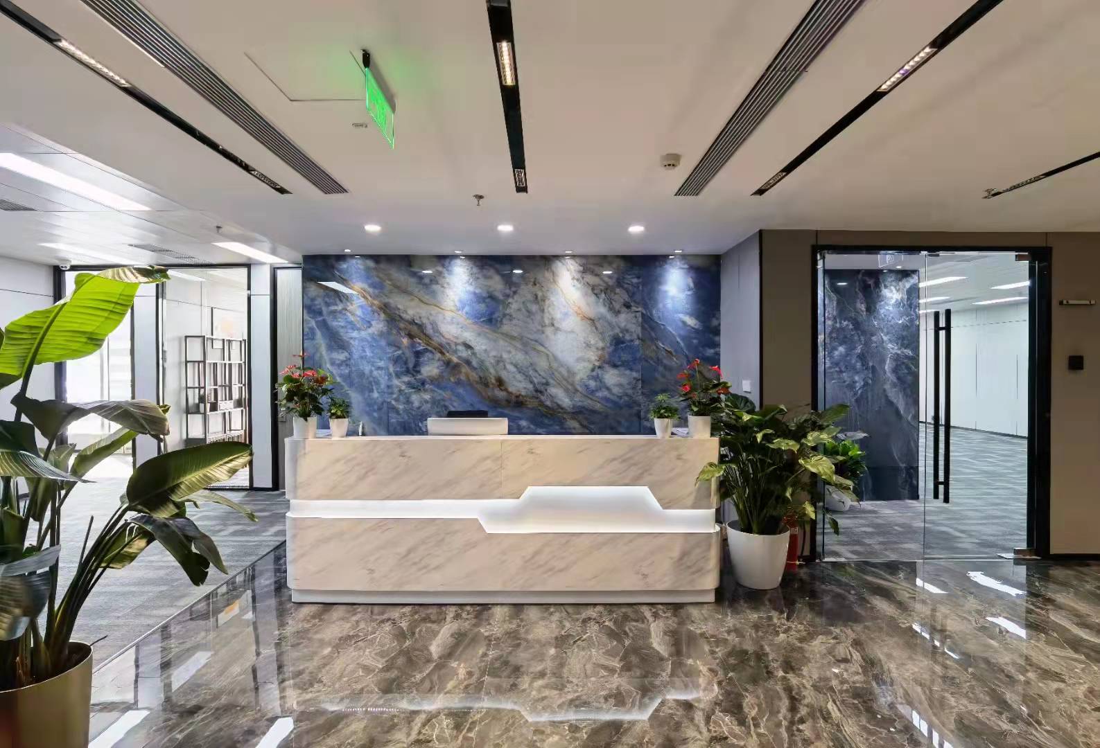 CBD万达广场地铁1号线大望路精装修拎包入住