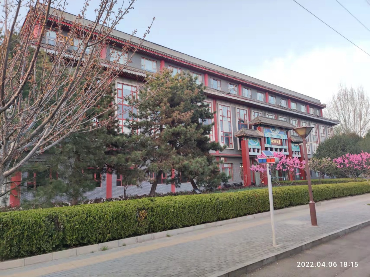 通惠河畔独栋精装修4700平米商业用房3.5元租