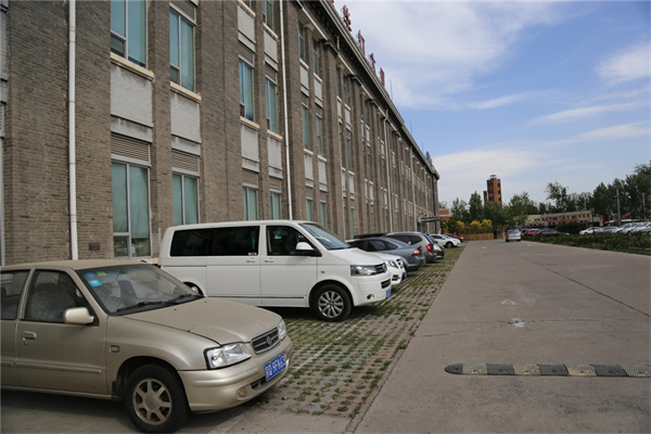兆维华灯大厦【与兆维大厦是一个开发商 010-84563789、010-84563235, 010-84564106】