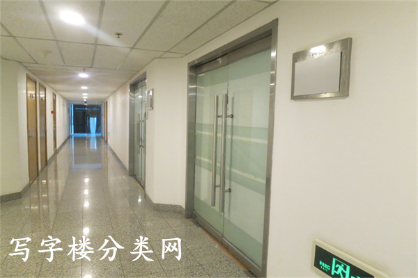 走廊811