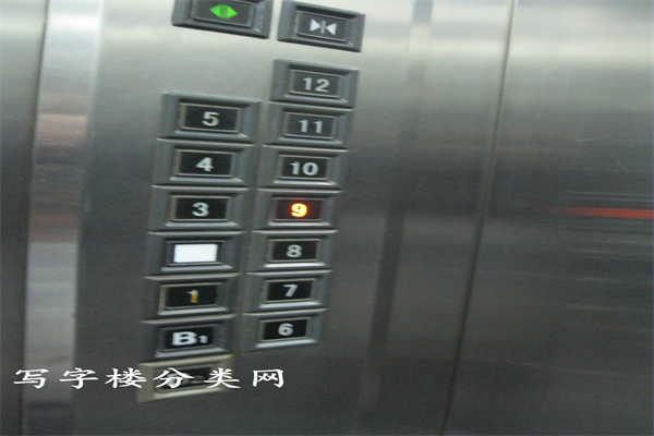 团结湖大厦电梯