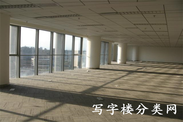 内间大