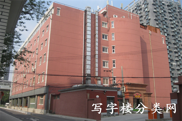 外观从东侧拍摄