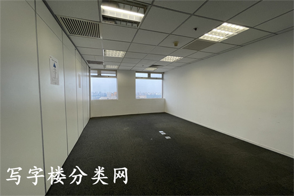 亮马河大厦