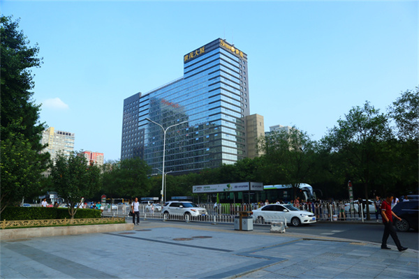 世茂大厦
