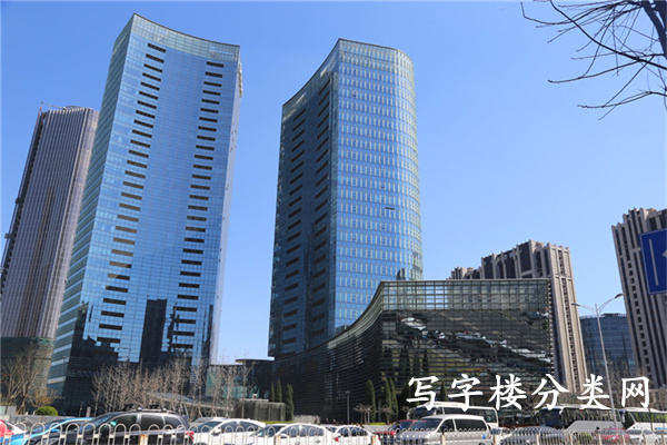 浦项中心【开发商租赁部电话第一太平戴维斯：田17710507729、王经理18611718054、010-84717777】
