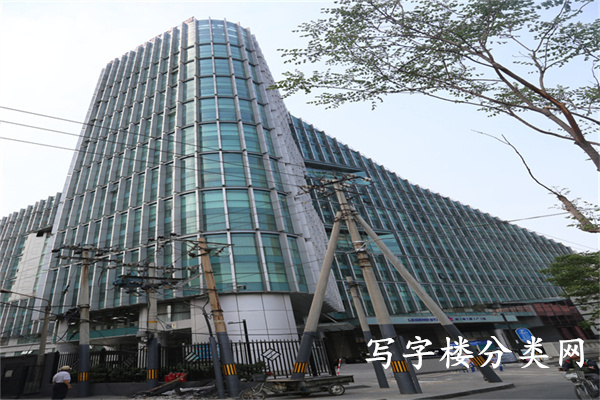 阳光财富大厦【租售电话开发商：010-59600858， 010-51359955】