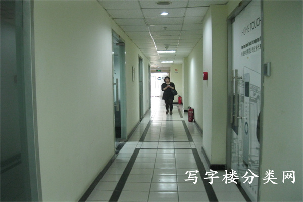 现代柏联大厦（5层以下）走廊1