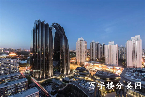 骏豪中央公园广场
