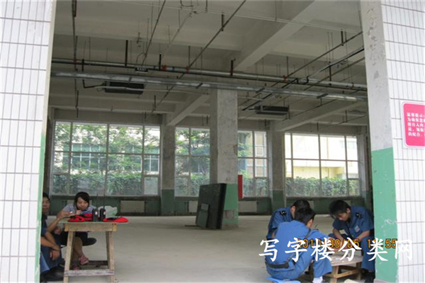 内间毛坯