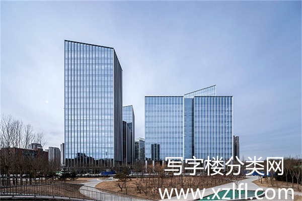 融新科技中心