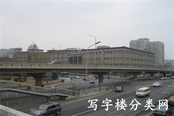 金龙大厦（金龙建国温泉酒店）