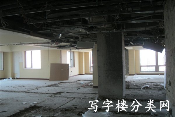 荷华国际大厦（万豪国际酒店）