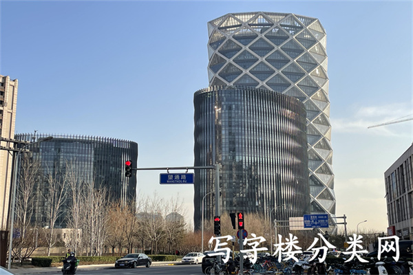 保利国际广场