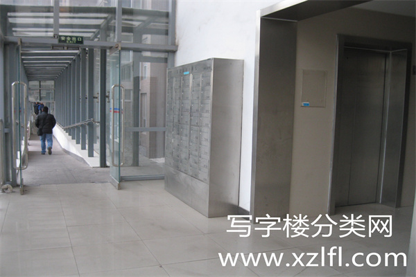 一层连廊