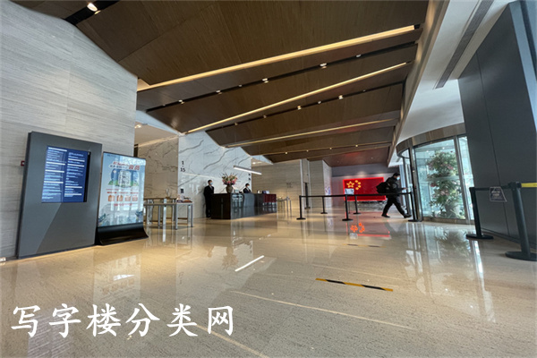盈科中心B座的甲级写字楼