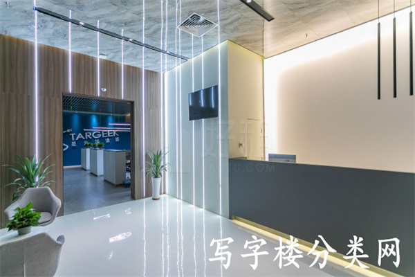 隆福大厦和隆福广场