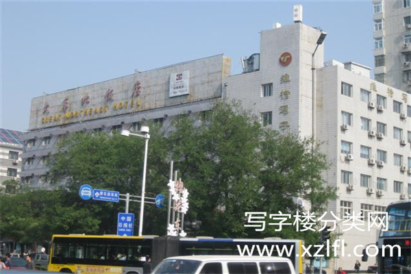 维特写字楼【物业客服电话：暂无】