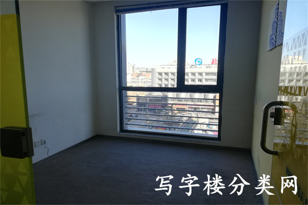 南新仓商务大厦