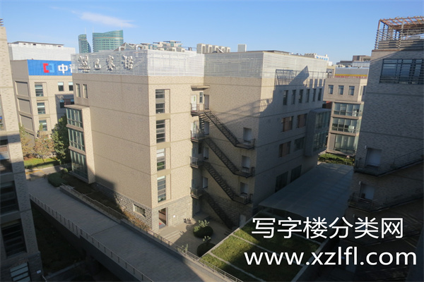 总部国际二期【物业客服、开发商租售电话马先生13381215632，010-63711111，勘查中】