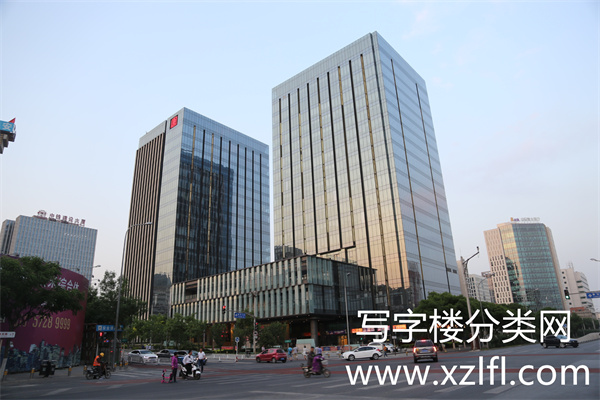 银河财智中心外景2017年4月拍摄5