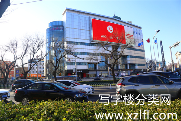 北京市朝阳区商务局党组书记、局长：陈庆华，带队检查蓝岛大厦防疫工作