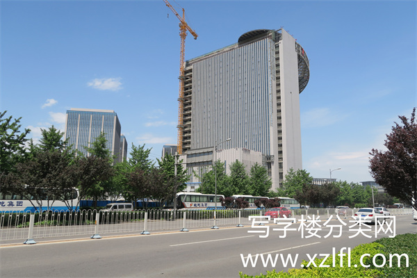 中航技广场——凯迪广场（亦庄凯旋门）