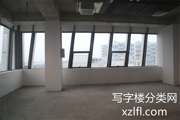 顺鑫寰宇中心写字楼F座7层某室内景色 (1)