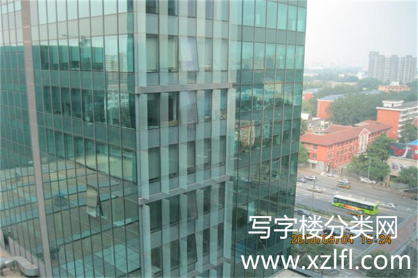 国际财经中心俯瞰北京理工大学