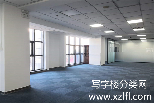 龙立东方