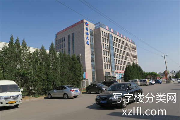 巨鸿大厦位于新国展附近