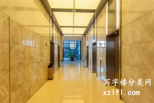 凤凰置地广场 总楼层：26层，建筑面积：32000m²得房率：72%