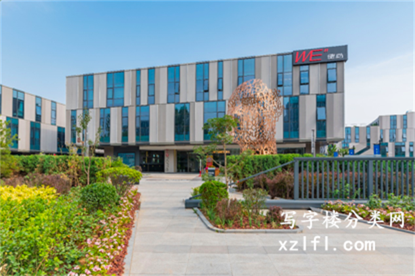 东枫德必WE【租赁部物业客服联系电话：010-64678680、业务人员：赵彤彤18600412677  官方网站网址：www.dobechina.com】