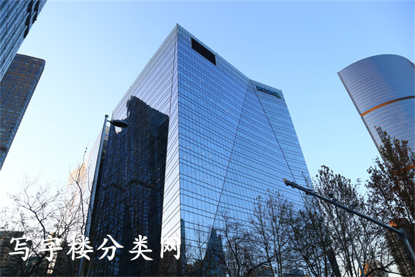 渣打大厦——多少层？共24层【物业租赁部客服总机联系电话：010-85878188；010-85878899转0；010-65076666， 010-65308579】