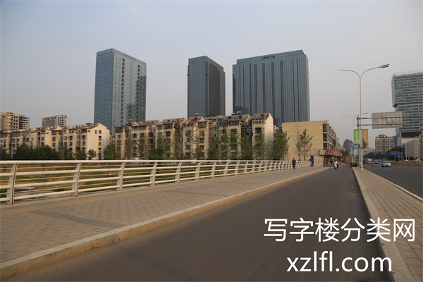 京杭广场，曾用名：葛洲坝绿城京杭广场