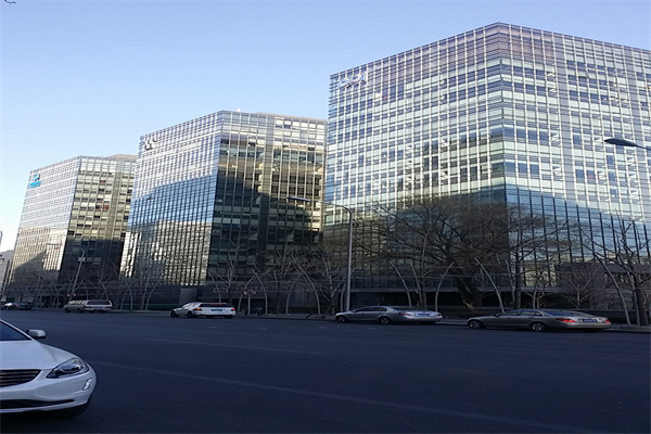 盈秀中心——​盈泰中心——盈泰商务中心外景全竖5
