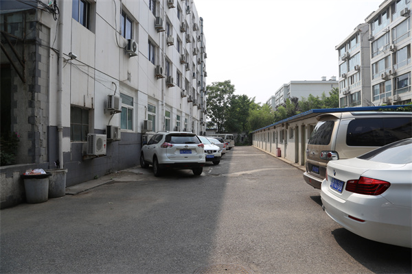 爱新大厦——鹰岛大厦——元隆经贸大厦——网联大厦——富洋大厦