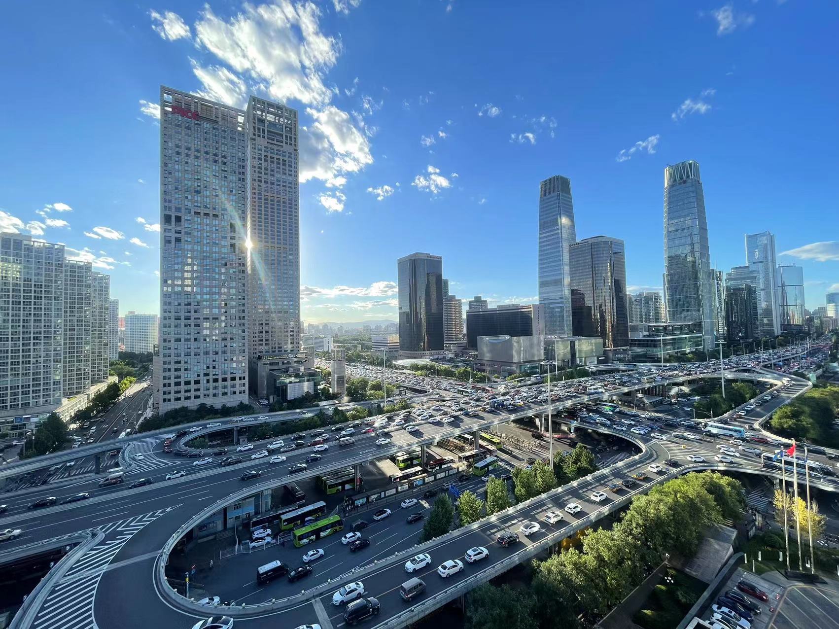 中国惠普大厦国贸10号线黄金十字位置417平米南向对电梯7.5元全含
