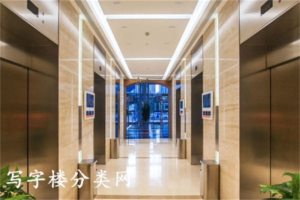 招商局大厦电梯照片
