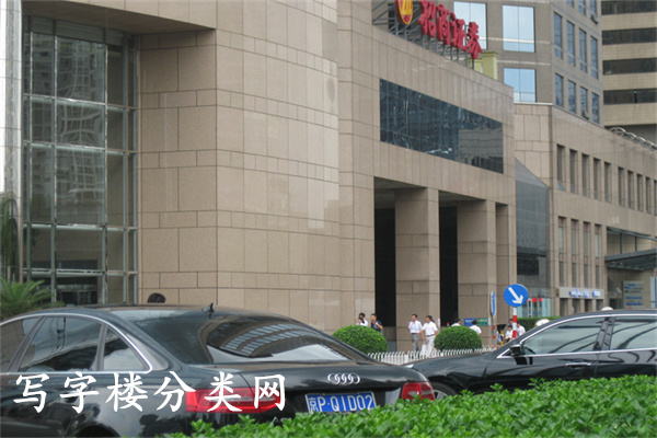 招商局大厦停车便捷