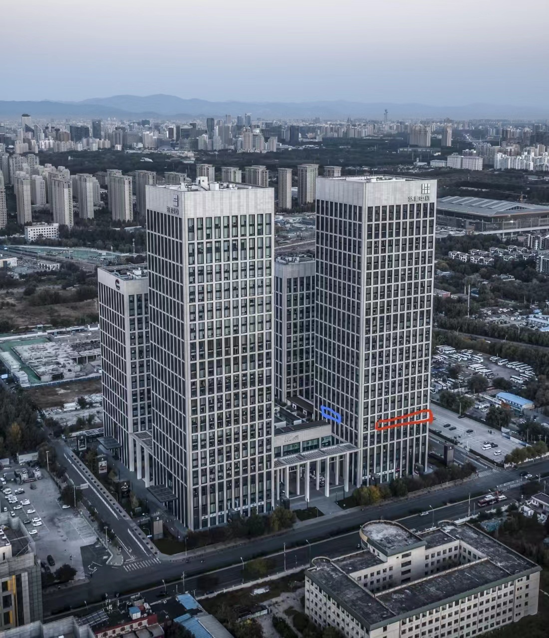 6号线青年路3号线北京朝阳站达美中心遗留装修面积508.49平米6元租