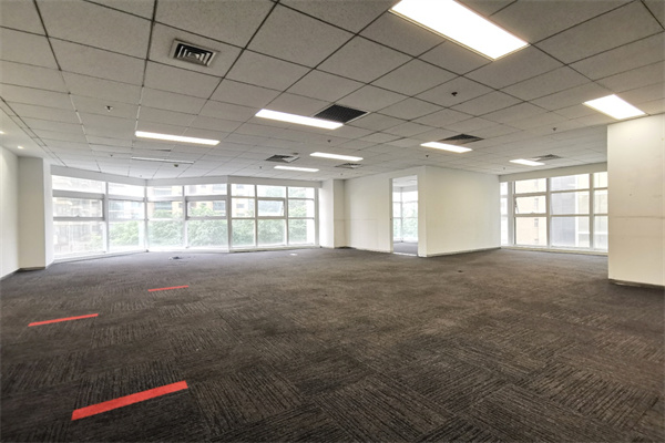 赢地中心，霄云国际中心，建成年代：2012年 总建筑面积：35789平方米 总建筑面积约，23000平方米。