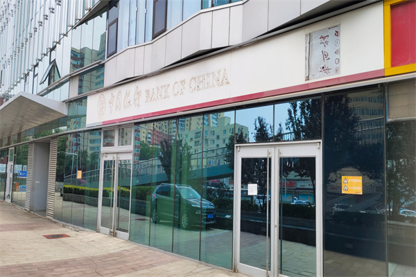 朝阳北路上，红领巾桥商铺出租
