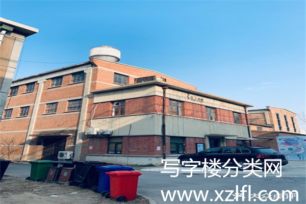 塑三文化创意园区，多美工场租赁部联系电话：招商负责人符18513274722  同微信号50824756