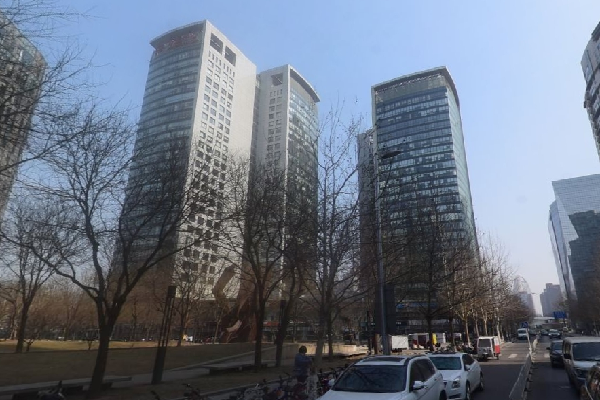 万通中心两套出售房源