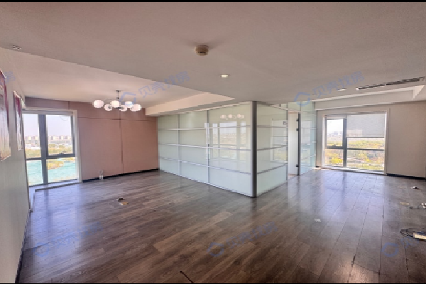 望京中轻大厦192.3平方米出租